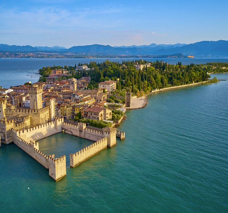 2022/12/images/tour_1138/003-sirmione.png