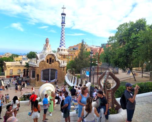 2025/05/images/tour_1938/park-guell-barselona-large.jpg