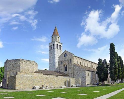 2026/04/images/tour_2178/aquileia-large.jpg
