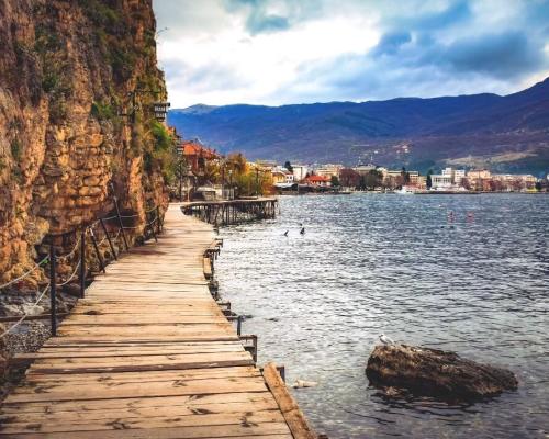 2026/05/images/tour_2188/ohrid-footpath-large.jpg