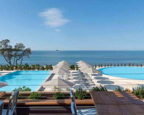 2026/08/images/tour_2208/resort-amarin-rovinj-maistra-25-scaled-large.jpg